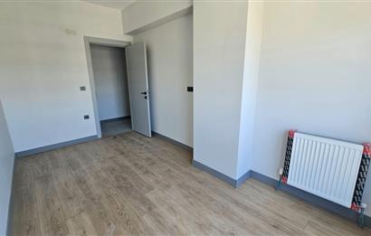 Çiğli/Balatçık Sıfır Binada Kiralık 3+1 Daire Kapalı Mutfaklı
