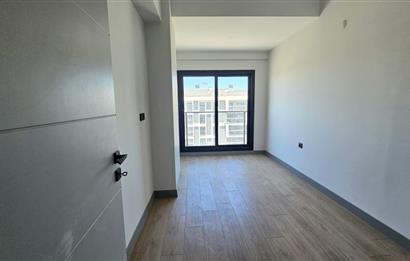 Çiğli/Balatçık Sıfır Binada Kiralık 3+1 Daire Kapalı Mutfaklı