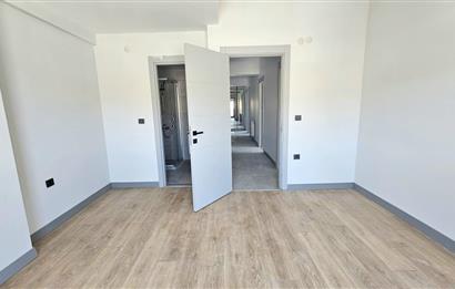 Çiğli/Balatçık Sıfır Binada Kiralık 3+1 Daire Kapalı Mutfaklı