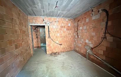 C21 UZMAN'DAN AKÇAABAT YAYLACIKTA 2. KATTA, 3+1 GENİŞ VE MODERN