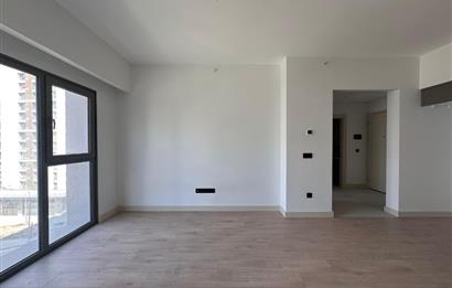 C21 ROOF'DAN YENİ FİKİRTEPE 14. ETAP VESTİYER/KLİMALI 1+1KİRALIK