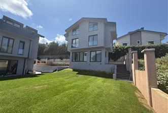 Kilyos'ta Havuzlu Butik Sitede Müstakil 4+2 Villa - 10 - 36438