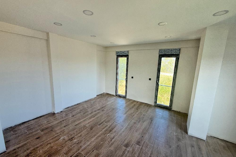 Kilyos'ta Havuzlu Butik Sitede Müstakil 4+2 Villa