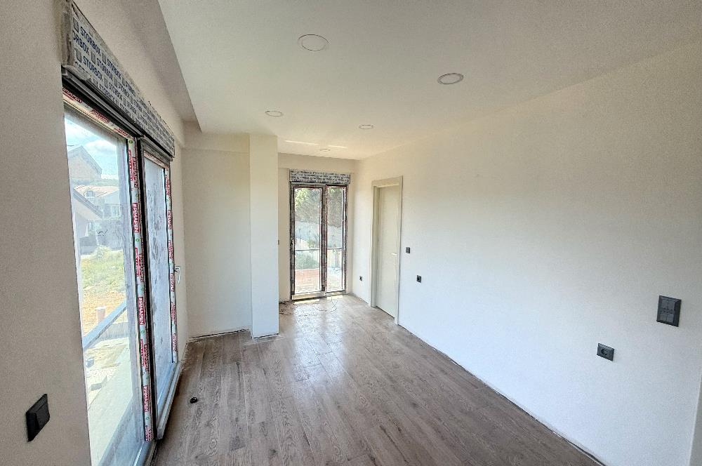 Kilyos'ta Havuzlu Butik Sitede Müstakil 4+2 Villa