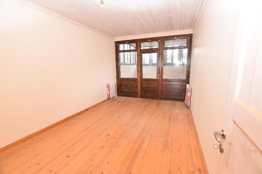 Zekeriyaköy'de Merkeze Yakın Kiralık Müstakil Girişli İkiz Villa