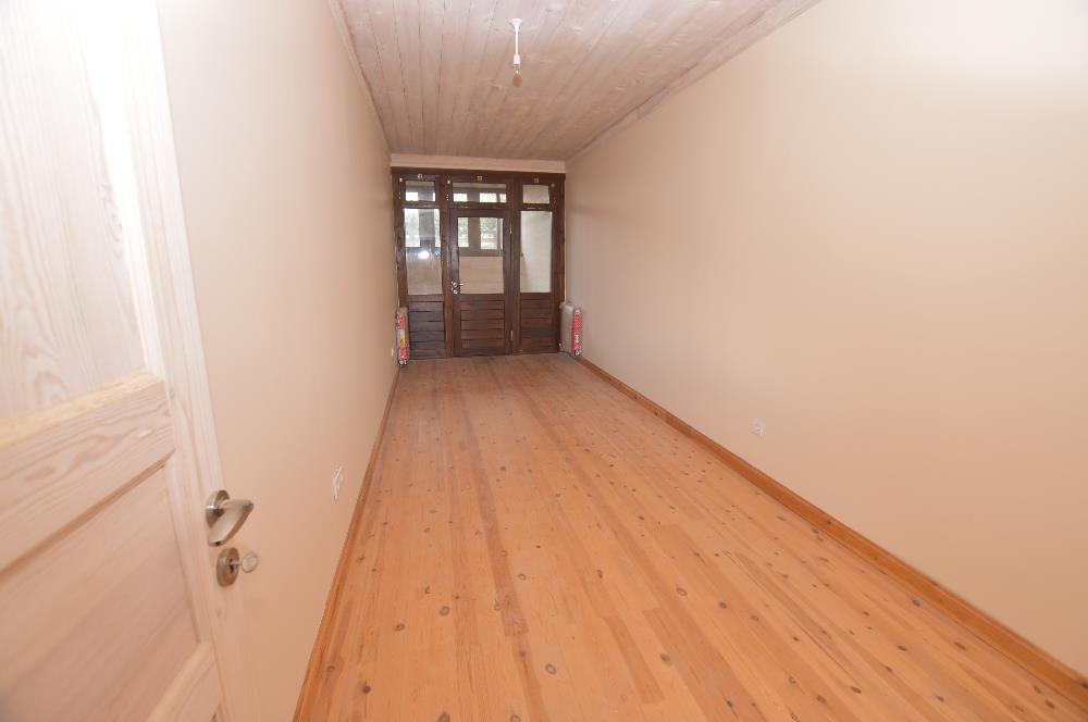 Zekeriyaköy'de Merkeze Yakın Kiralık Müstakil Girişli İkiz Villa