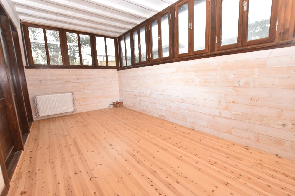 Zekeriyaköy'de Merkeze Yakın Kiralık Müstakil Girişli İkiz Villa