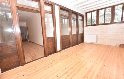 Zekeriyaköy'de Merkeze Yakın Kiralık Müstakil Girişli İkiz Villa