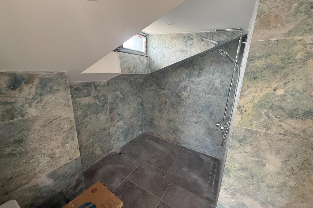 Kilyos'ta Havuzlu Butik Sitede Müstakil 4+2 Villa