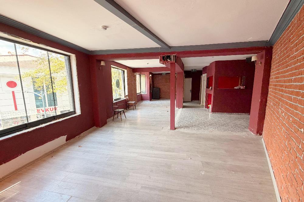 Sarıyer Merkez'de Tabela Değeri Yüksek 2 Katlı İş Yeri