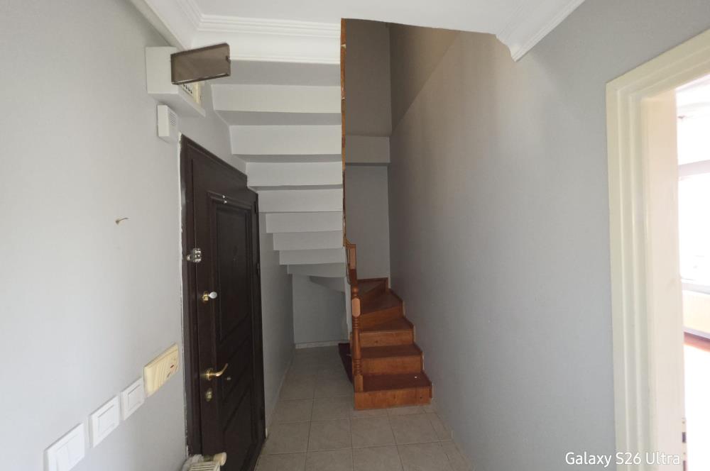 KOŞUYOLUNA YAKIN ÖZLEM SİTESİNDE BOŞ KİRALIK DÜKKAN OFİS