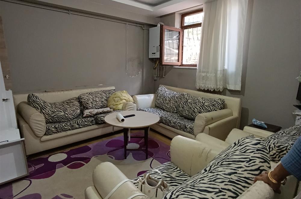 Üsküdar Cumhuriyet Mahallesi Satılık 1+1