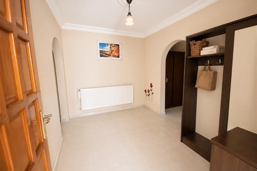 C21 Bal'dan Bahçelievler'de Kiralık 3+1 (Kısmi Eşyalı) Daire