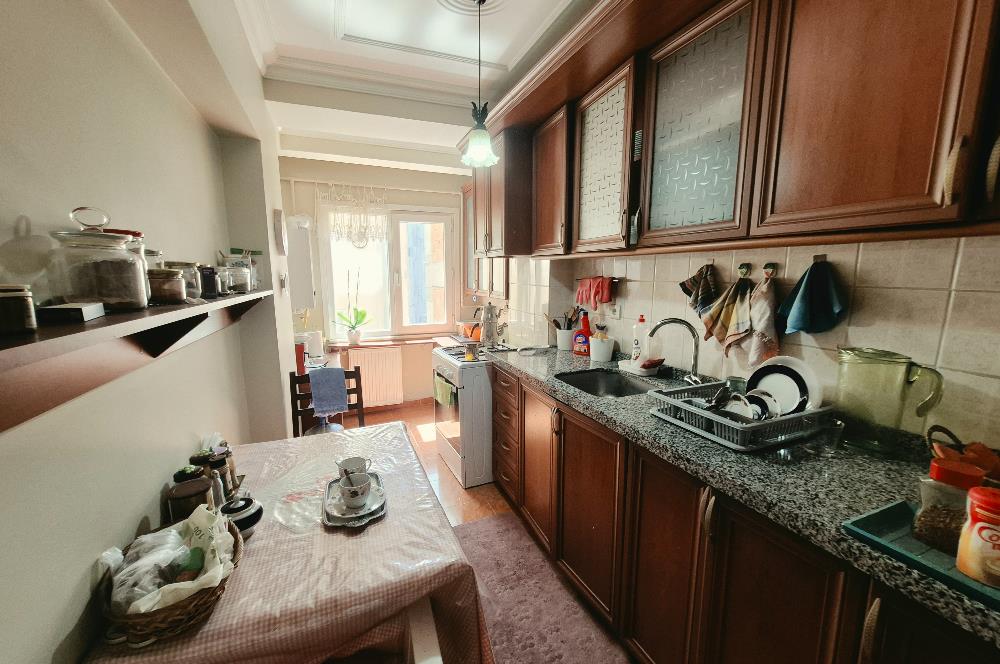ŞİŞLİ HALİDE EDİP ADIVAR'DA MERKEZİ KONUMDA 3+1 SATILIK DAİRE