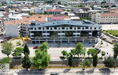 C21 Cius; Hastane Yolu Üzerine Cepheli 2+1 Dubleks Ofis