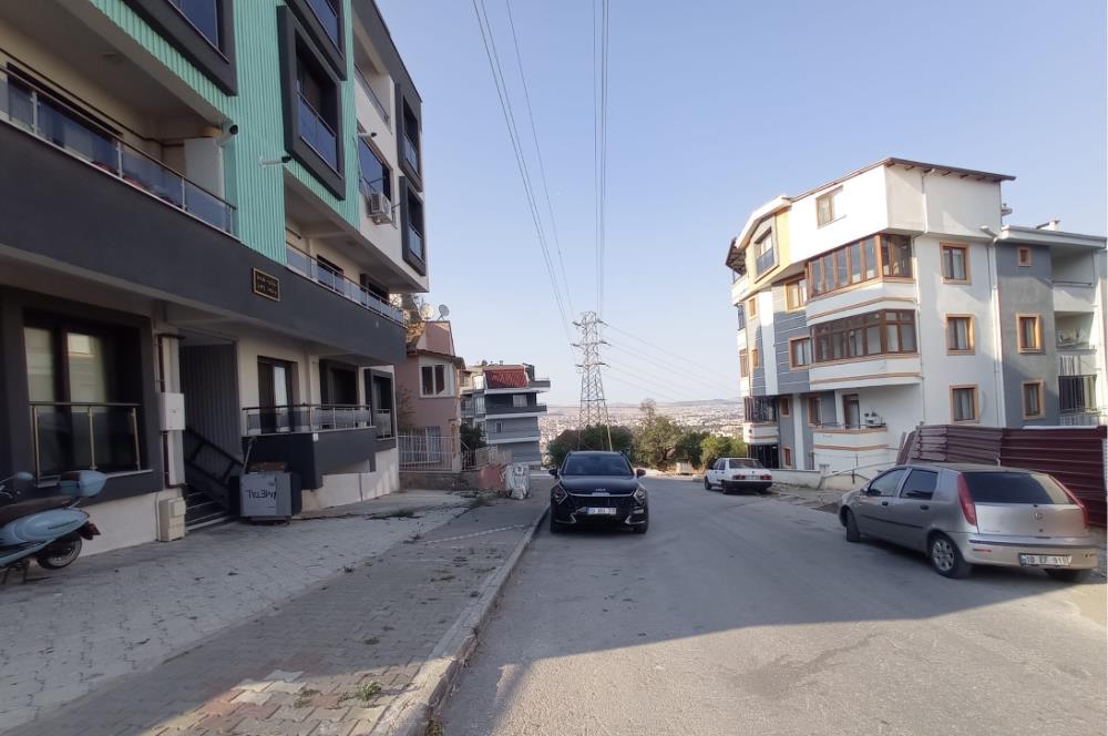 C21 Bal'dan Sütlüce Mahallesinde Kiralık 2+1 Daire