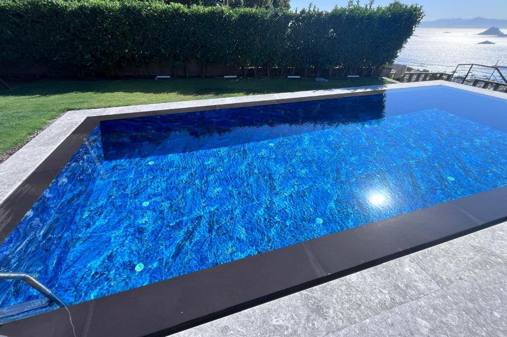 Turgutreis de Müstakil Havuzlu Muhteşem Manzaralı Kiralık 3+1 Villa