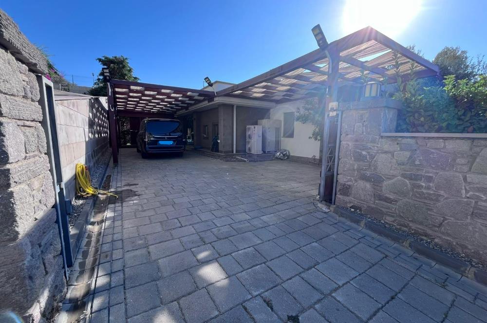 Turgutreis de Müstakil Havuzlu Muhteşem Manzaralı Kiralık 3+1 Villa