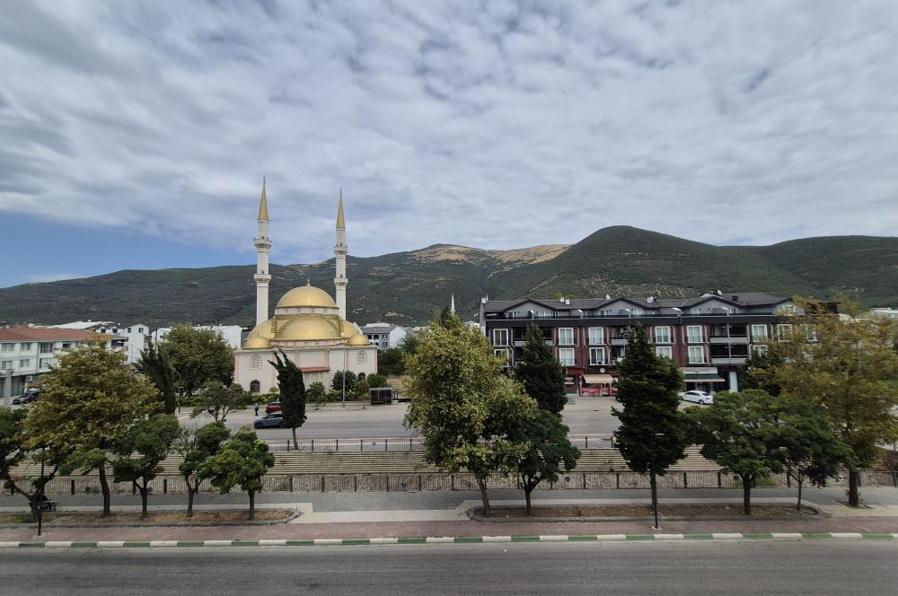 C21 Cius; Hastane Yolu Üzerine Cepheli 2+1 Dubleks Ofis