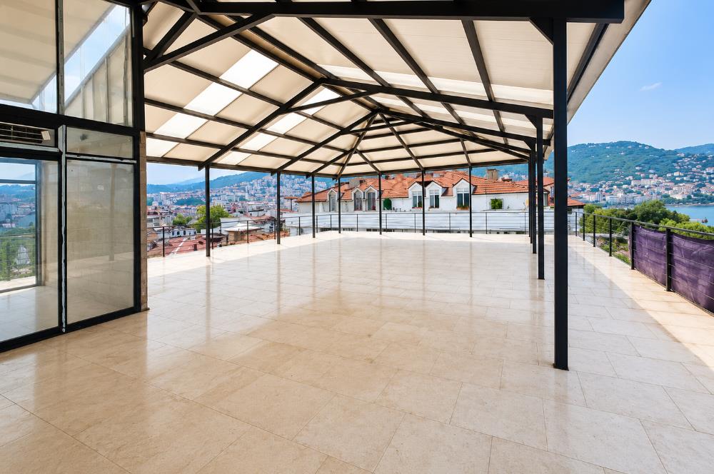 CENTURY 21’DEN ŞEHRİN MERKEZİNDE KOMPLE KİRALIK TİCARİ BİNA!
