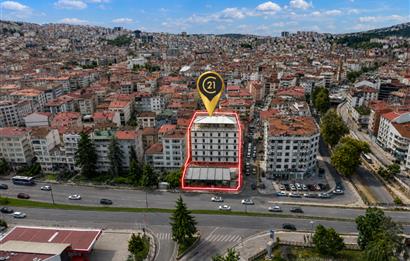 CENTURY 21’DEN ŞEHRİN MERKEZİNDE KOMPLE KİRALIK TİCARİ BİNA!