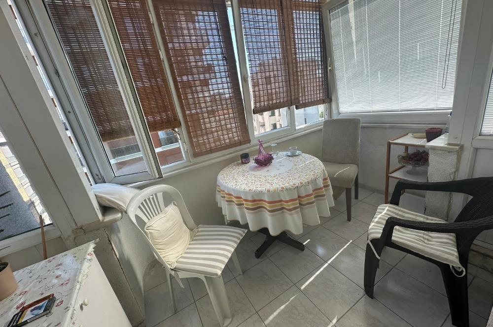 KADIKÖY, FENERYOLU ÖZGÜRLÜK PARKI KARŞISINDA SATILIK 3+1 DAİRE
