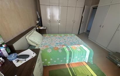 KADIKÖY, FENERYOLU ÖZGÜRLÜK PARKI KARŞISINDA SATILIK 3+1 DAİRE