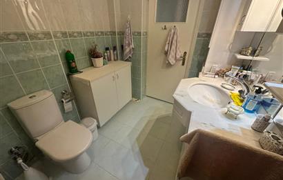 KADIKÖY, FENERYOLU ÖZGÜRLÜK PARKI KARŞISINDA SATILIK 3+1 DAİRE