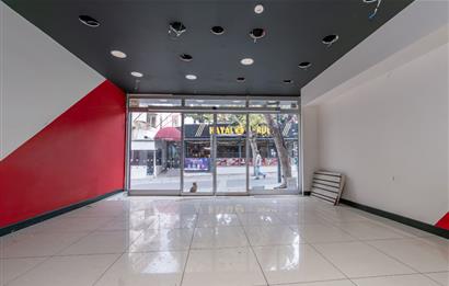 Maltepe Bağlarbaşı'nda Satılık Dükkan - 392 m²