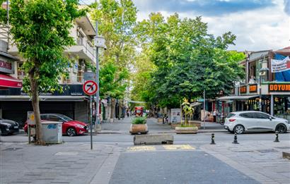 Maltepe Bağlarbaşı'nda Satılık Dükkan - 392 m²