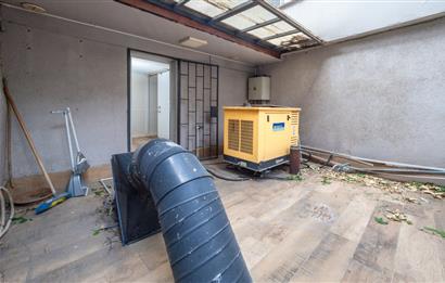 Maltepe Bağlarbaşı'nda Satılık Dükkan - 392 m²