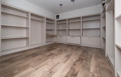Maltepe Bağlarbaşı'nda Satılık Dükkan - 392 m²