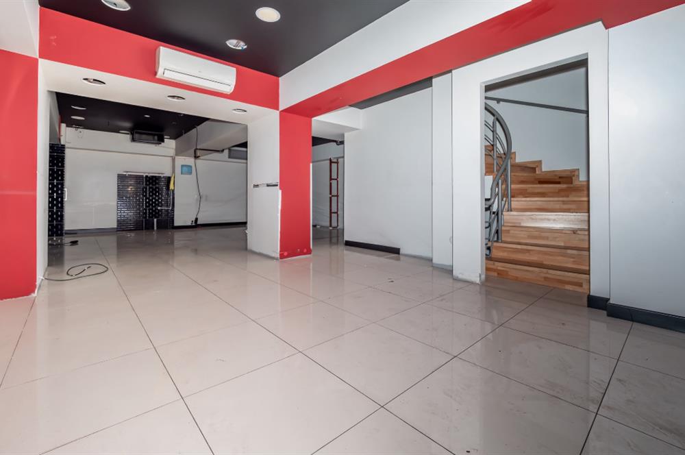 Maltepe Bağlarbaşı'nda Satılık Dükkan - 392 m²