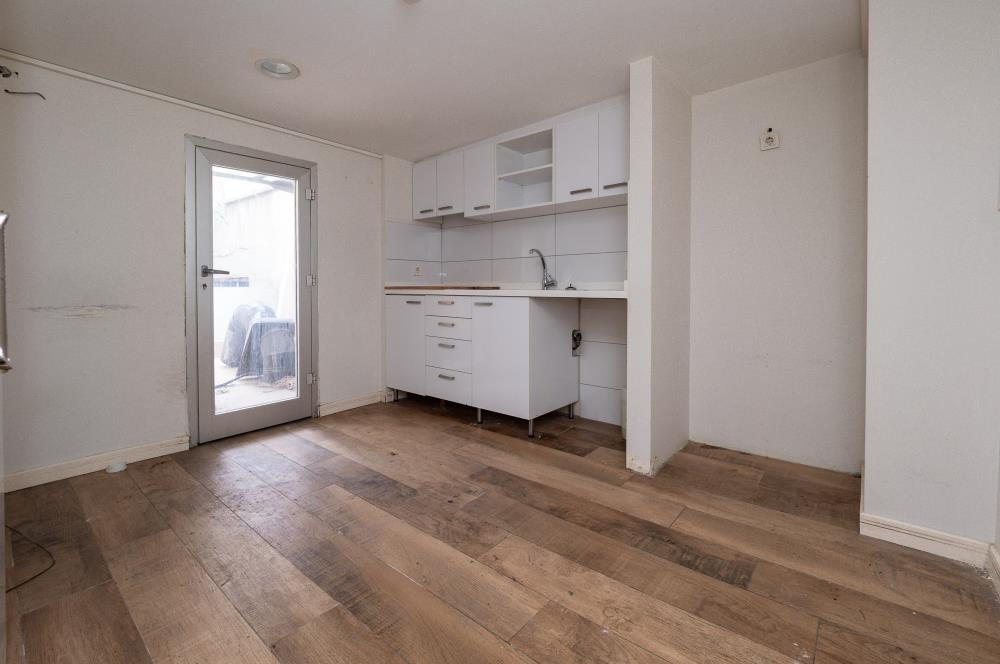 Maltepe Bağlarbaşı'nda Satılık Dükkan - 392 m²