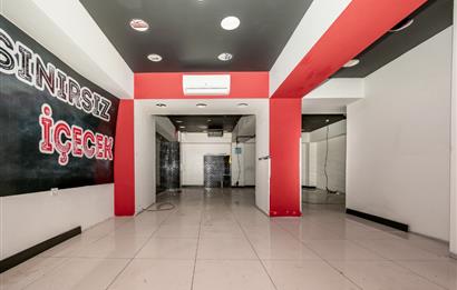Maltepe Bağlarbaşı'nda Satılık Dükkan - 392 m²
