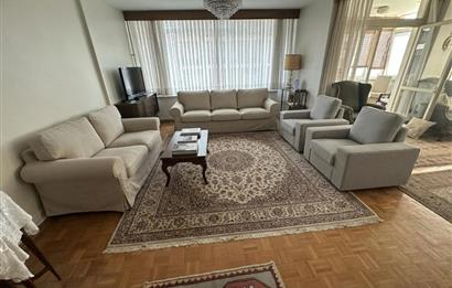 KADIKÖY, FENERYOLU ÖZGÜRLÜK PARKI KARŞISINDA SATILIK 3+1 DAİRE