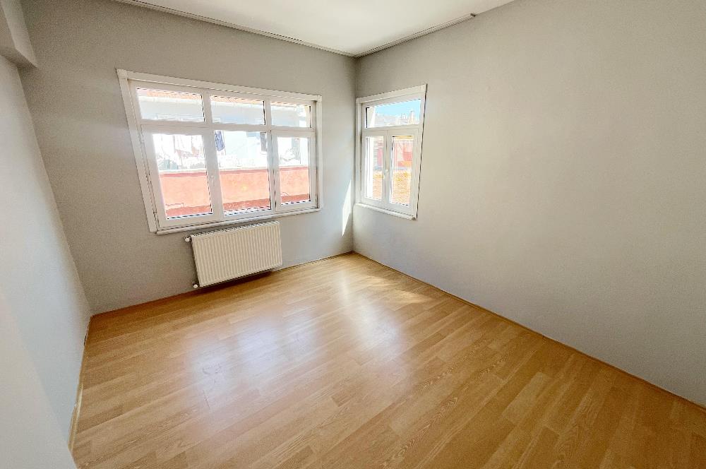 Sarıyer Merkez'de Denize Sıfır, kiralık 2+1 Daire