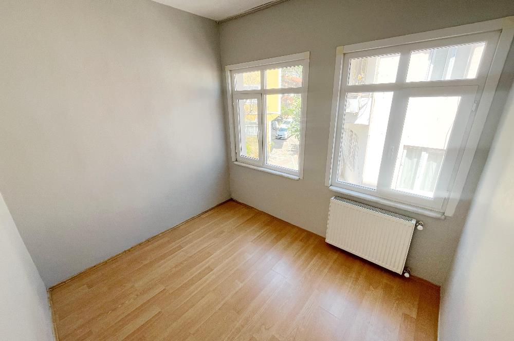 Sarıyer Merkez'de Denize Sıfır, kiralık 2+1 Daire