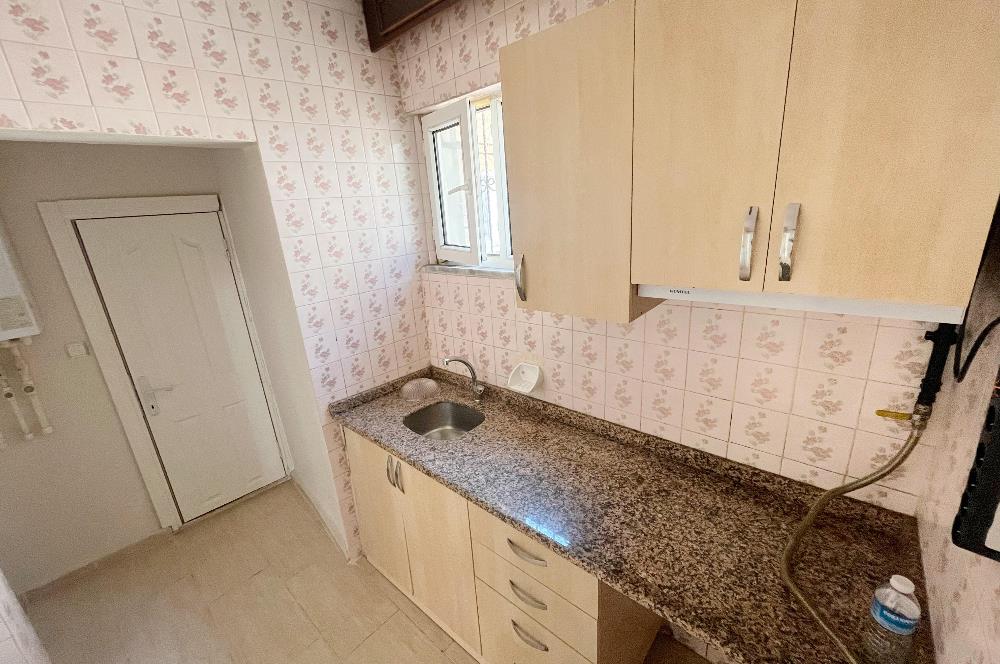 Sarıyer Merkez'de Denize Sıfır, kiralık 2+1 Daire
