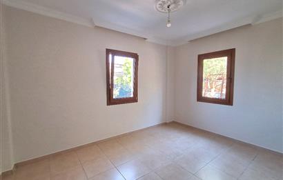 Bodrum Ortakent  kiralık eşyasız 2+1 giriş katı daire