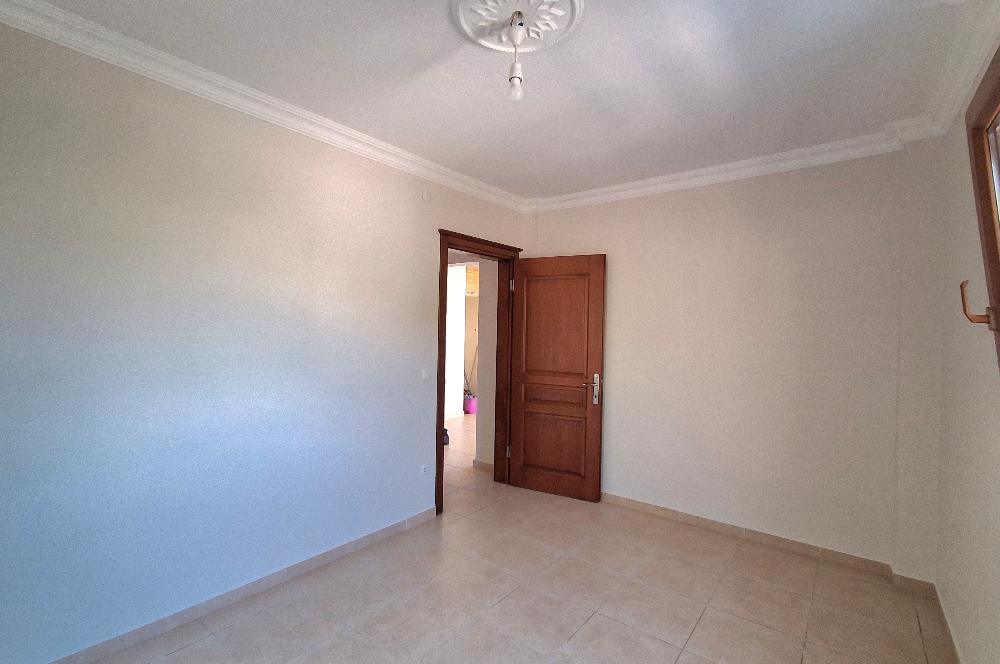 Bodrum Ortakent  kiralık eşyasız 2+1 giriş katı daire