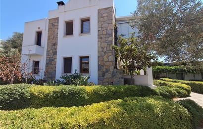 Bodrum Ortakent  kiralık eşyasız 2+1 giriş katı daire