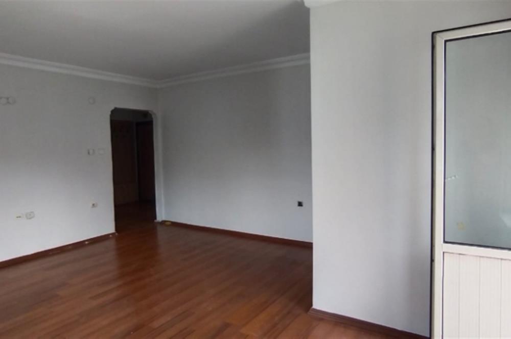 Sahrayıcedit Merkezde, Metronun Karşısında Satılık 3+1 Daire