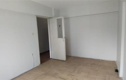 Sahrayıcedit Merkezde, Metronun Karşısında Satılık 3+1 Daire
