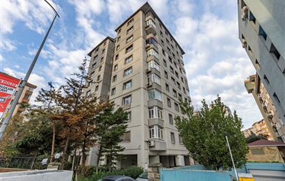 Sahrayıcedit Merkezde, Metronun Karşısında Satılık 3+1 Daire