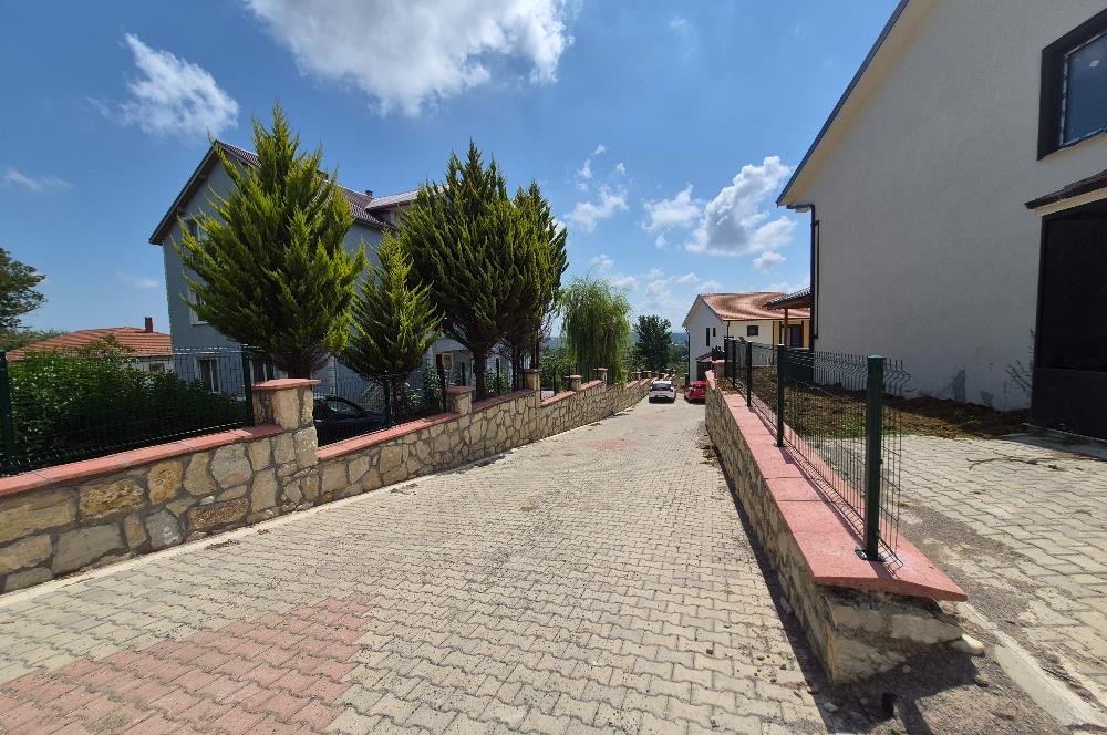 KANDIRA KARAAĞAÇ KÖYÜ'NDE OTURUMA HAZIR MÜSTAKİL EV