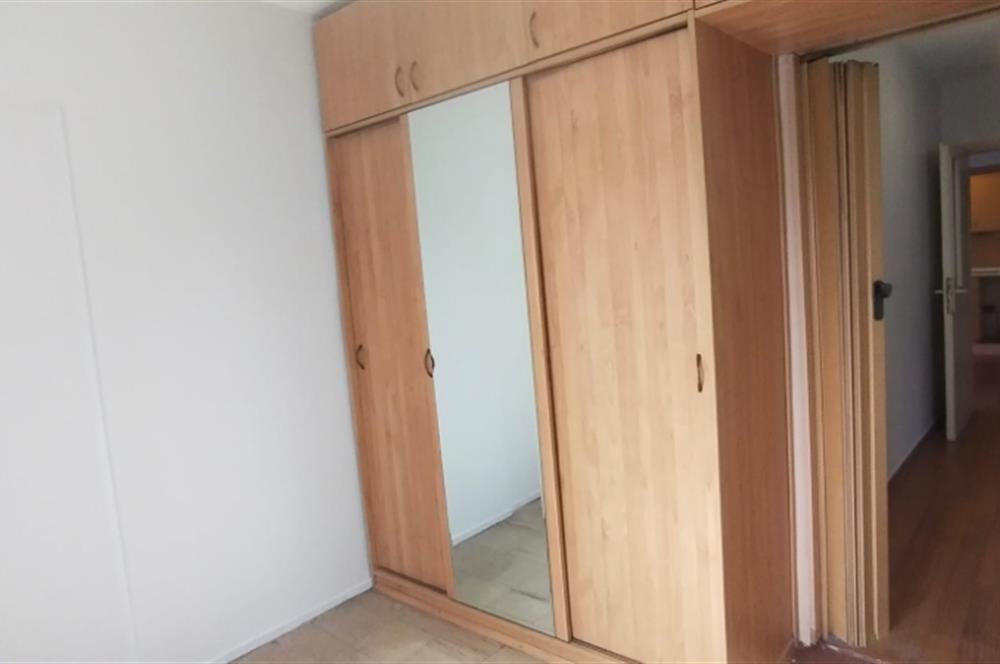 Sahrayıcedit Merkezde, Metronun Karşısında Satılık 3+1 Daire