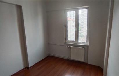Sahrayıcedit Merkezde, Metronun Karşısında Satılık 3+1 Daire