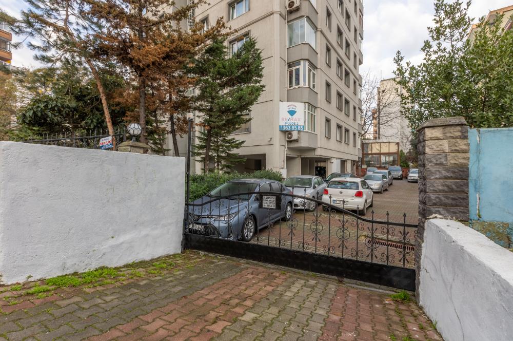 Sahrayıcedit Merkezde, Metronun Karşısında Satılık 3+1 Daire