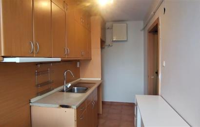 Sahrayıcedit Merkezde, Metronun Karşısında Satılık 3+1 Daire